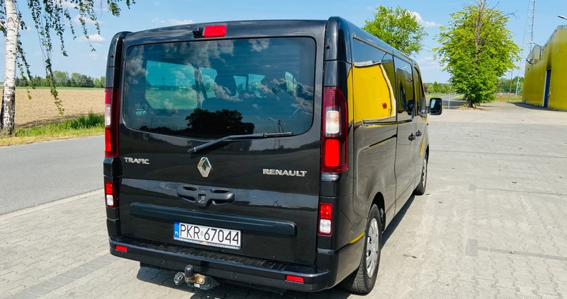 Renault Trafic cena 82900 przebieg: 90016, rok produkcji 2017 z Jarocin małe 277